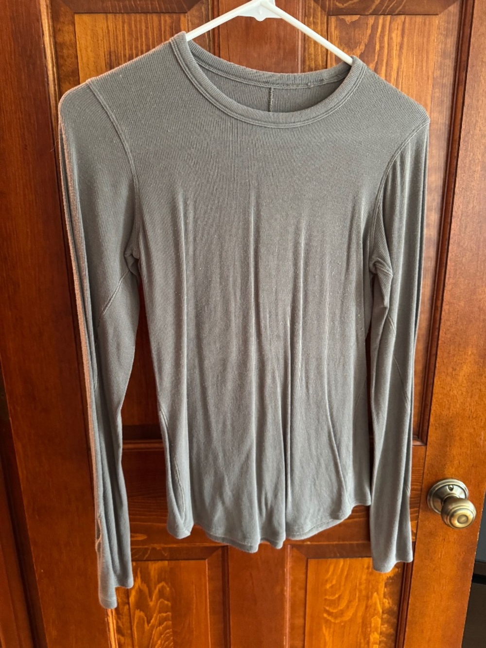 Lululemon hold tight long sleeve taupe